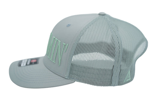 "MOMMIN" Hat