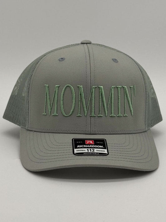 "MOMMIN" Hat