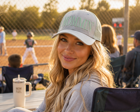 "MOMMIN" Hat